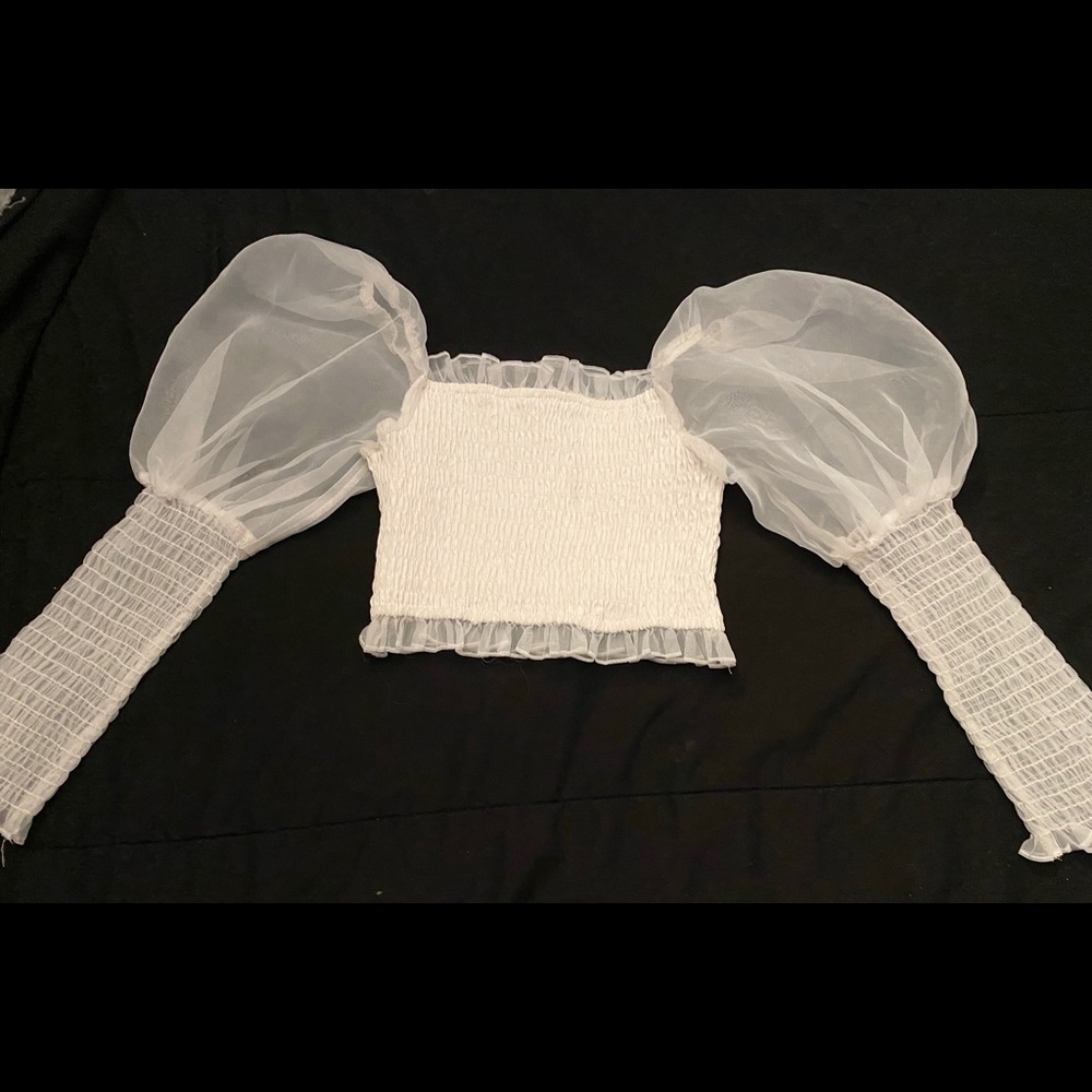 Puffy sleeve white crop top